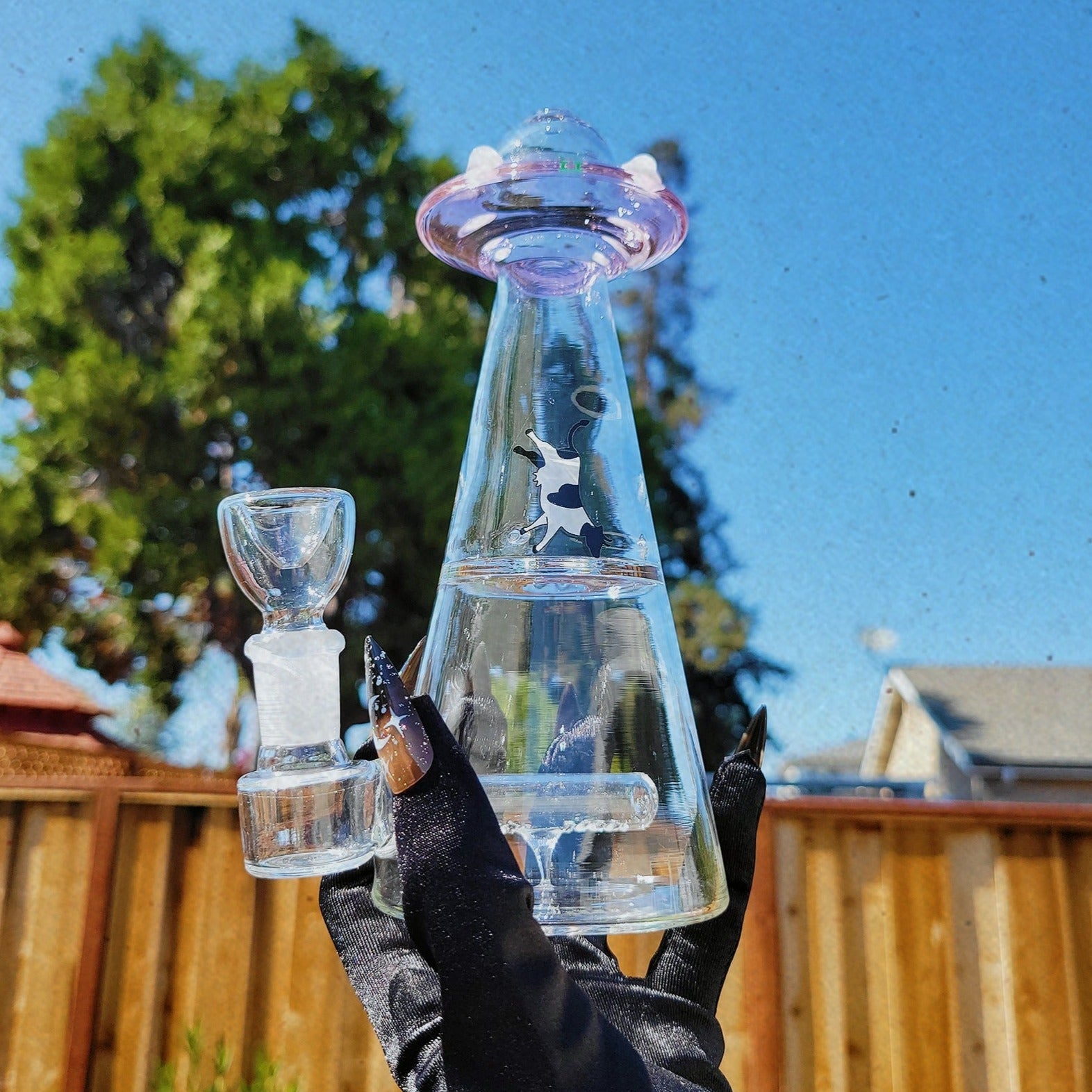 UFO Bong